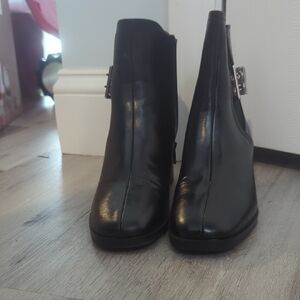 Steve Madden Sleek Black Ankle Booties